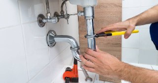 Сантехнические работы Магнитогорск цена 471 руб. Услуги сантехника
